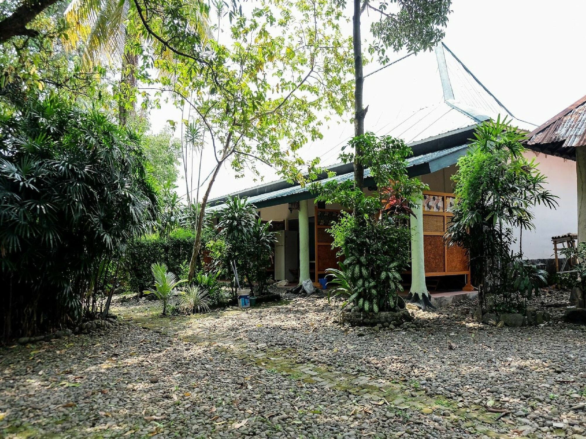 RedDoorz Plus near Jalan Baru Bogor Bagian luar foto